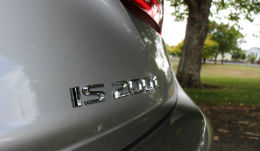 /i/images/RoadTests/Lexus/TNApril13_LexusIS200t.jpg